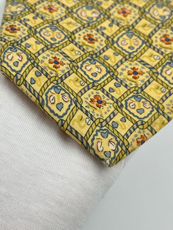 Галстук жёлтый Hermes