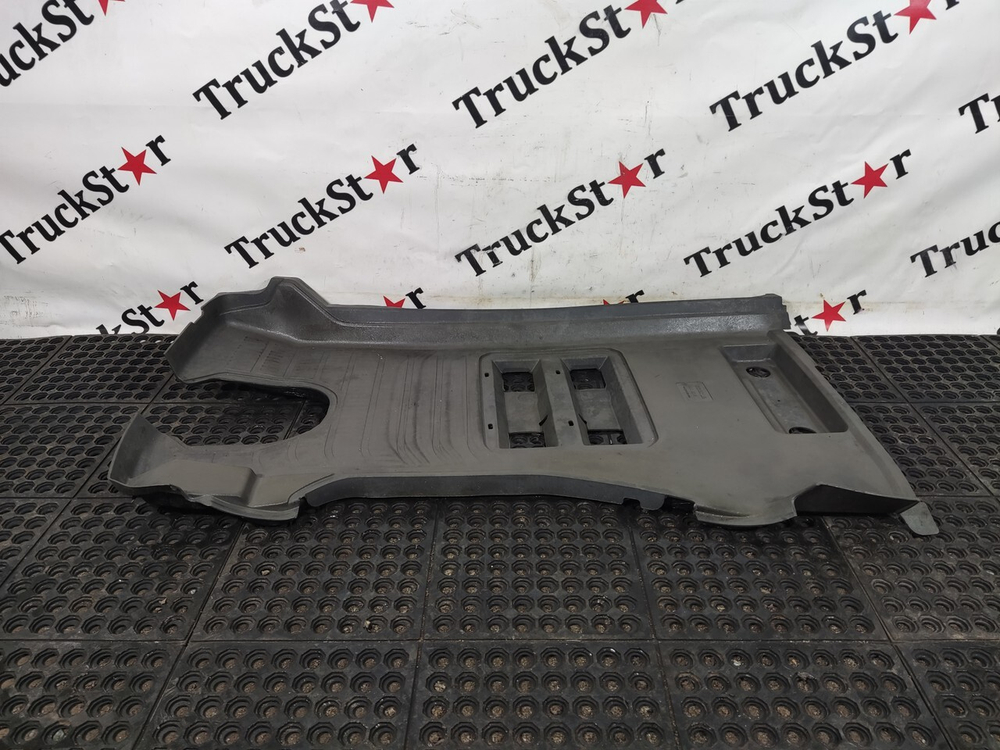 Покрытие напольное левое 2020г.