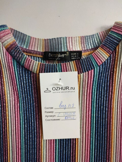 Футболка Bershka стильная 44 размер