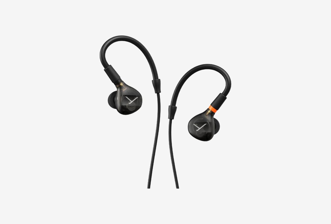 1001379_0326330101110