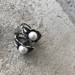 Серьги на каталонском замке с жемчужиной.