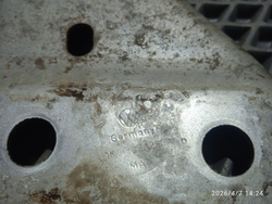 Кронштейн (усилитель шасси-тоннеля) Шкода Октавия А5 1,4 BUD Б/У