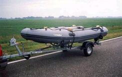 Лодка ПВХ "Лидер-400"