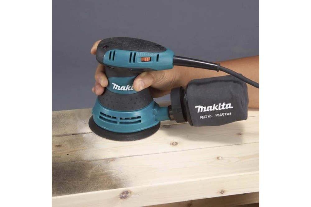 Эксцентриковая шлифмашина Makita BO5031K