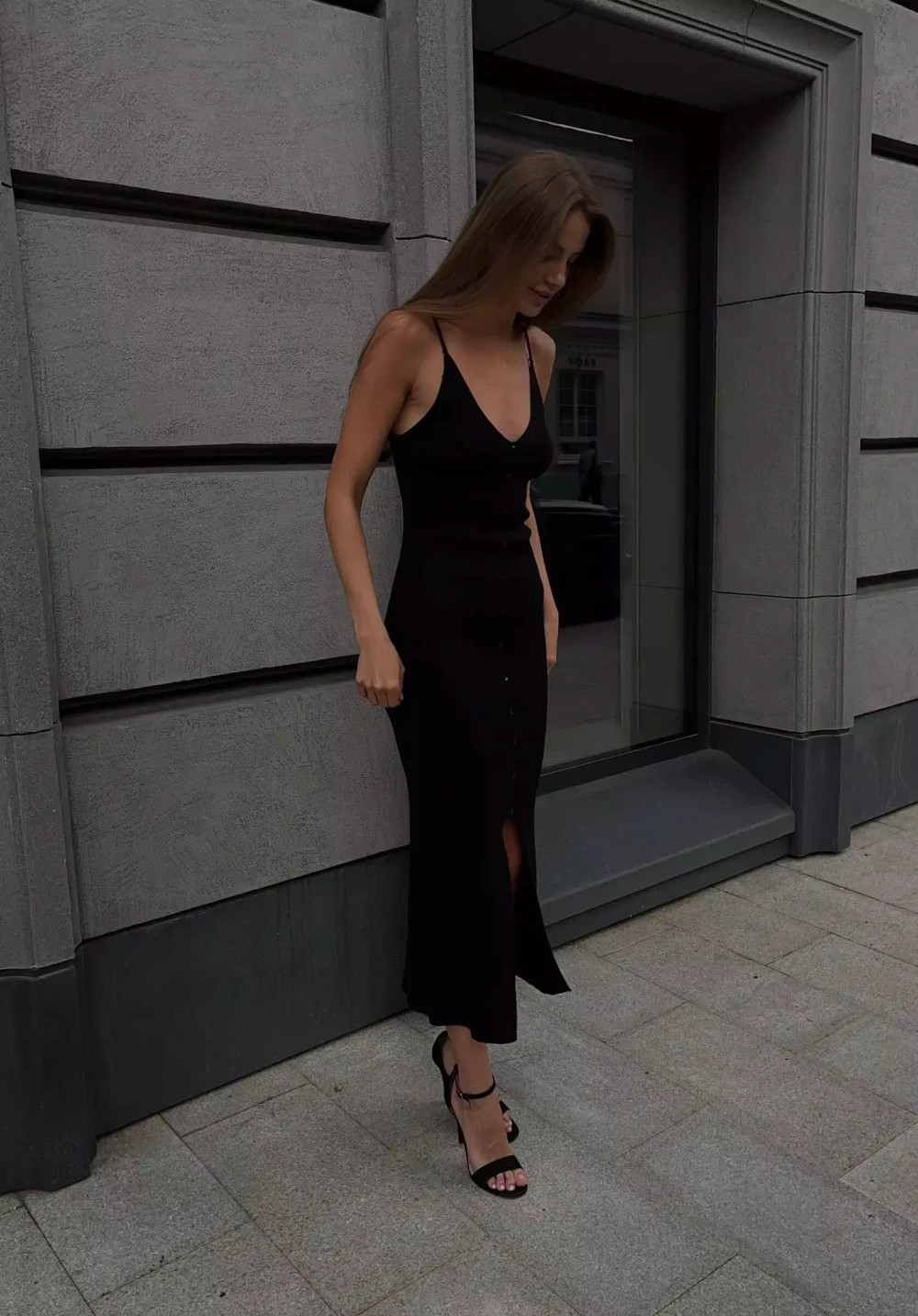 Трикотажное платье на пуговицах