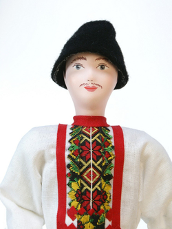 Кукла коллекционная Мариец