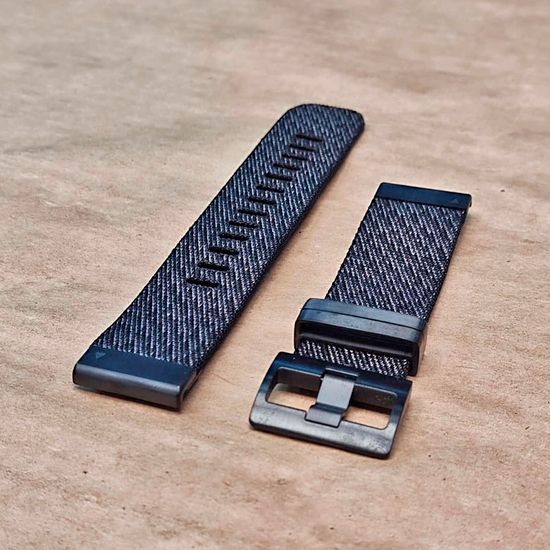 Ремешок 22 мм для Garmin нейлоновый жакардовое плетение, стальные тренчики (Серо-черный)