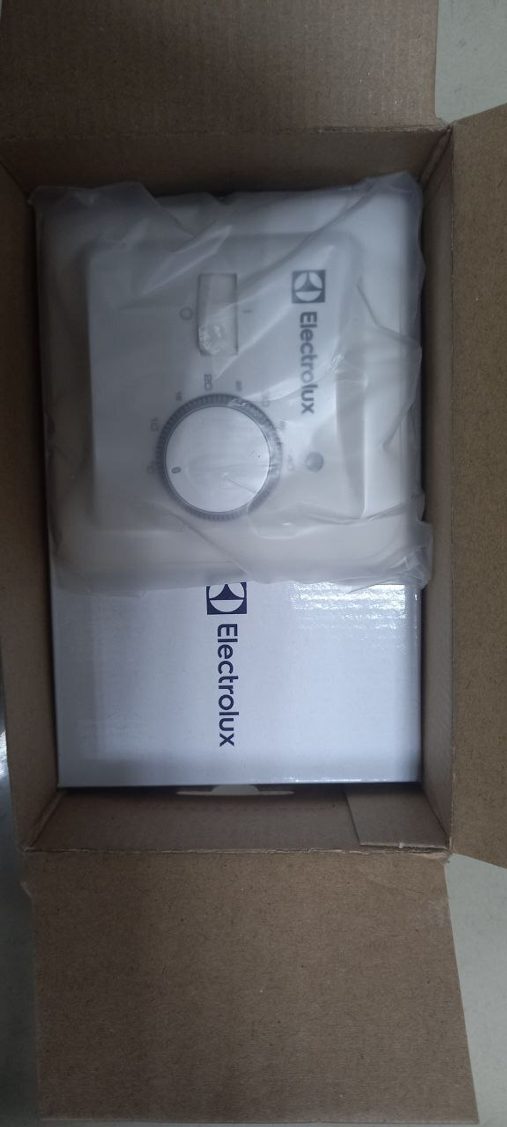 Терморегулятор Electrolux ETB-16 Basic для теплого пола