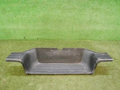 Накладка заднего бампера Toyota Hilux 8 (2015-н.в.)