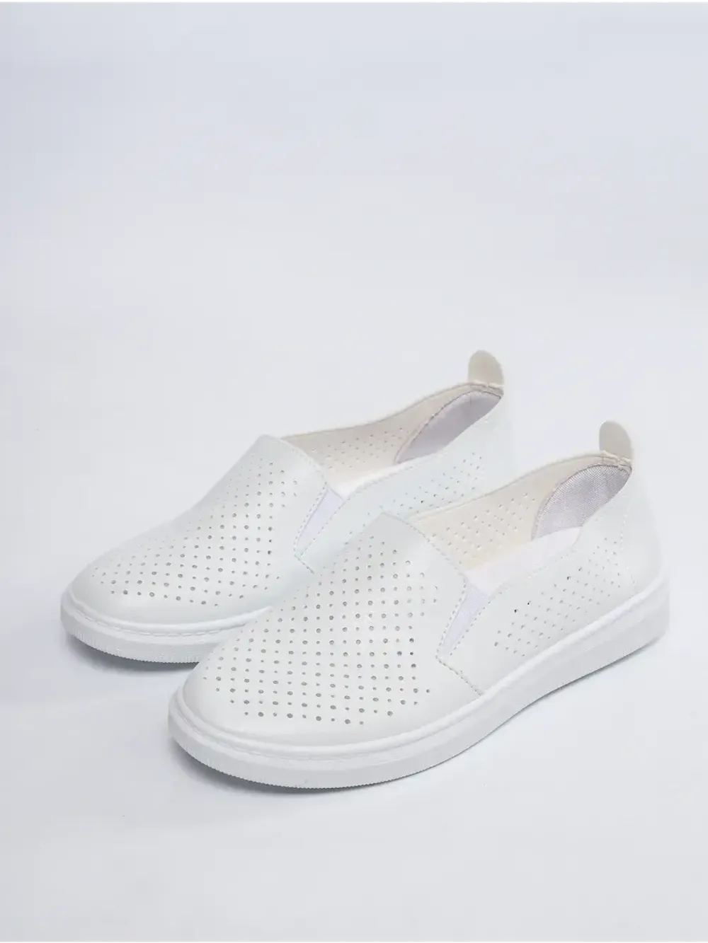 Мокасины летние с перфорацией