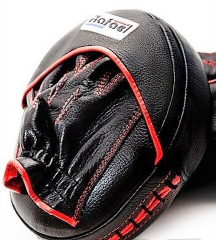 Лапы малые 21х24х12см. черный/красный