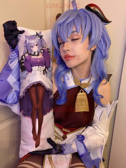 Мини дакимакура Кэ Цин из Геншин Импакт | Genshin Impact арт. M0918, 60х20 см