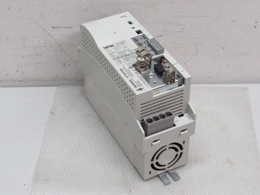 LENZE ECSEA008C4B