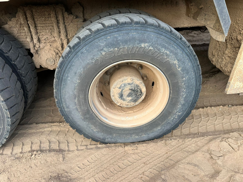 Shacman (Shaanxi) SX* 8x4 Самосвал SX33186V366 (Дизельный, 11,6 л, 423 л.с., МТ)
