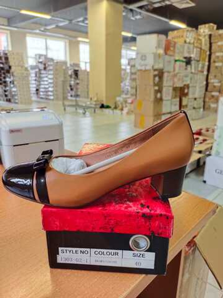 Туфли женские LIBELLEN 1303-02-1