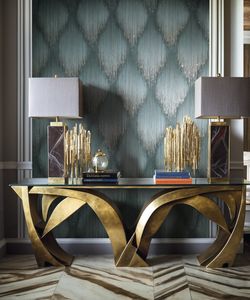 Papis Loveday Fashion Icon