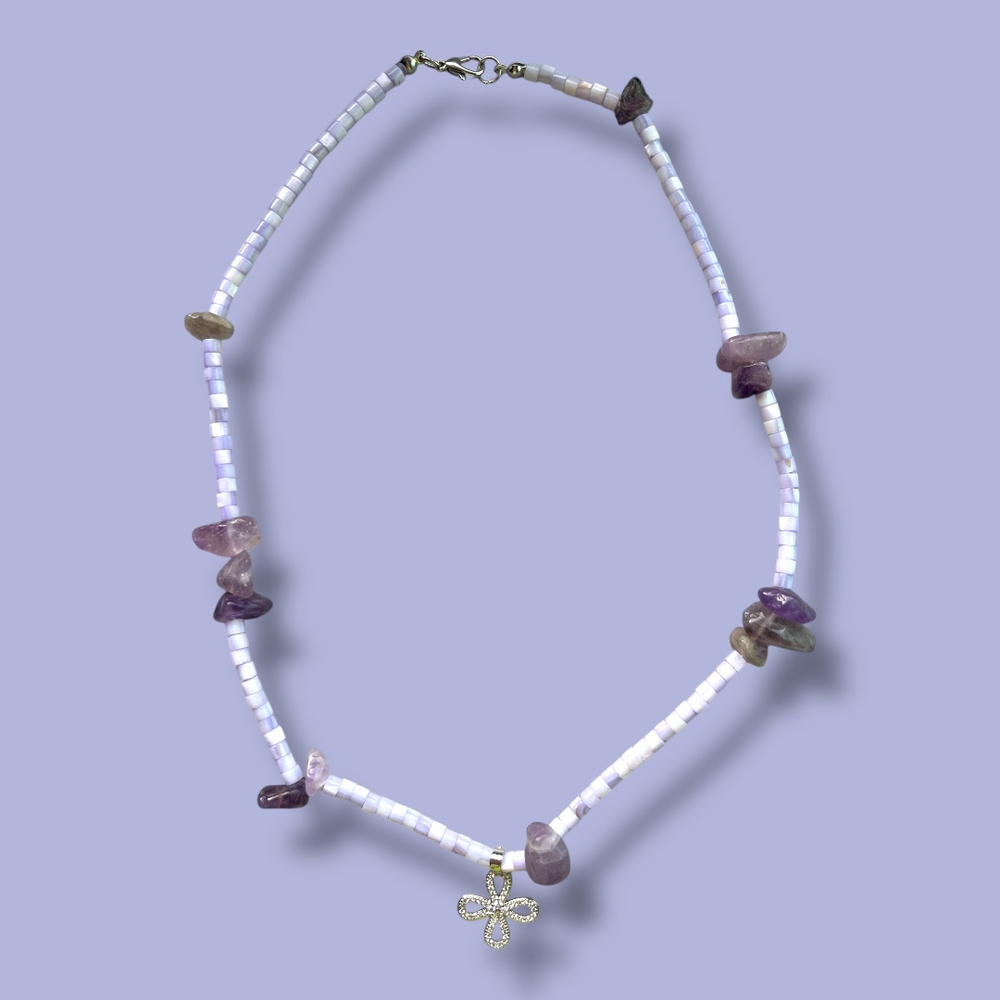 Ожерелье. Ось баланса. Перламутр и Аметист