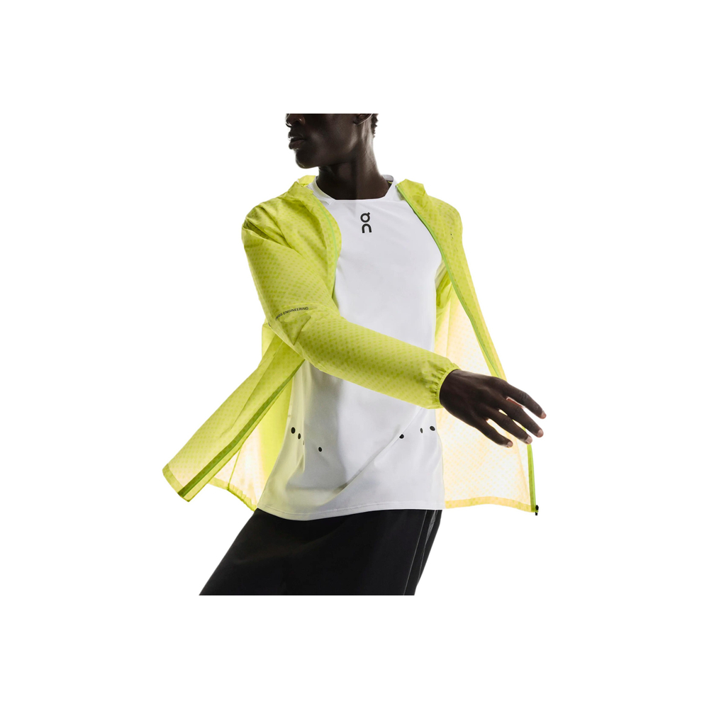 On Ultra Jackets
