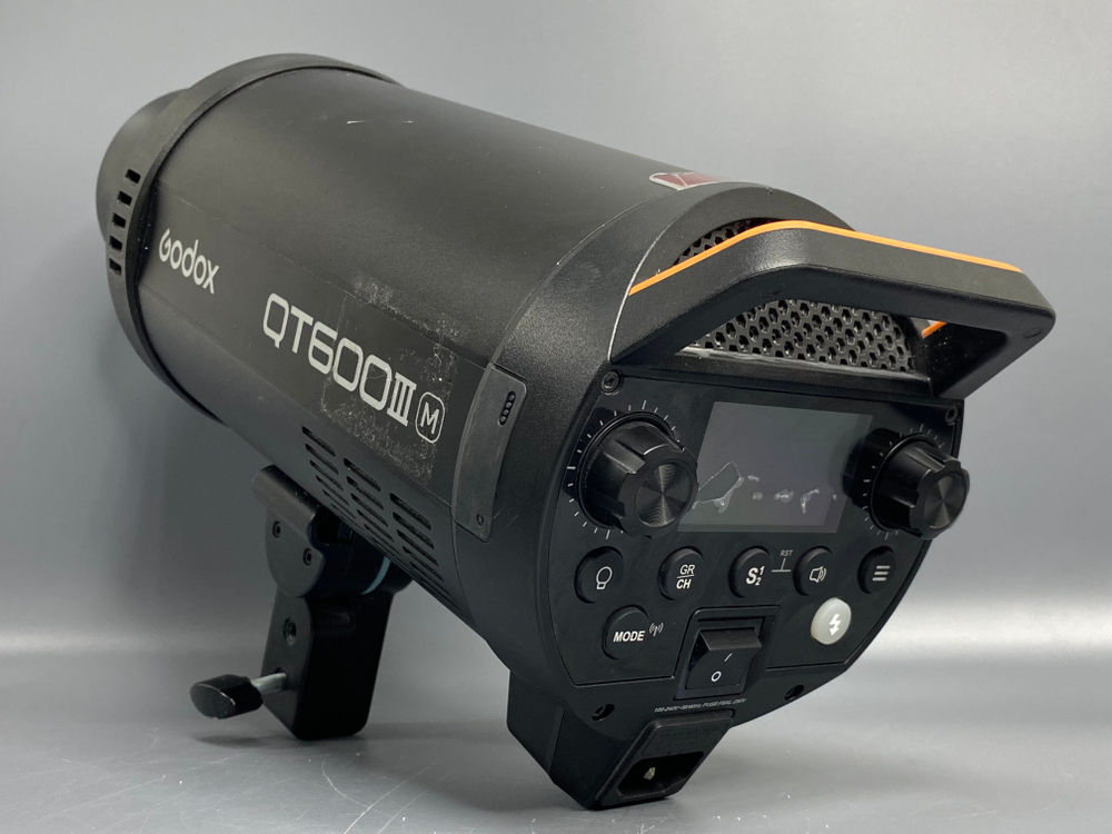 Godox QT600IIIM 600 Дж