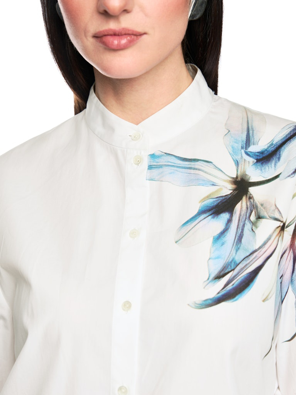 AC 51.28 W82   блуза