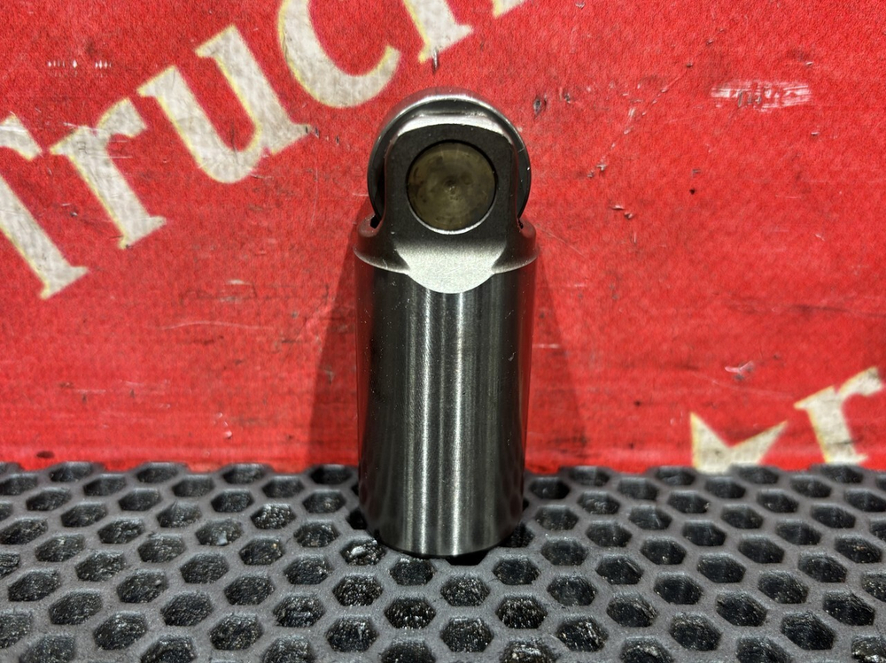 Толкатель впускного клапана 2019г