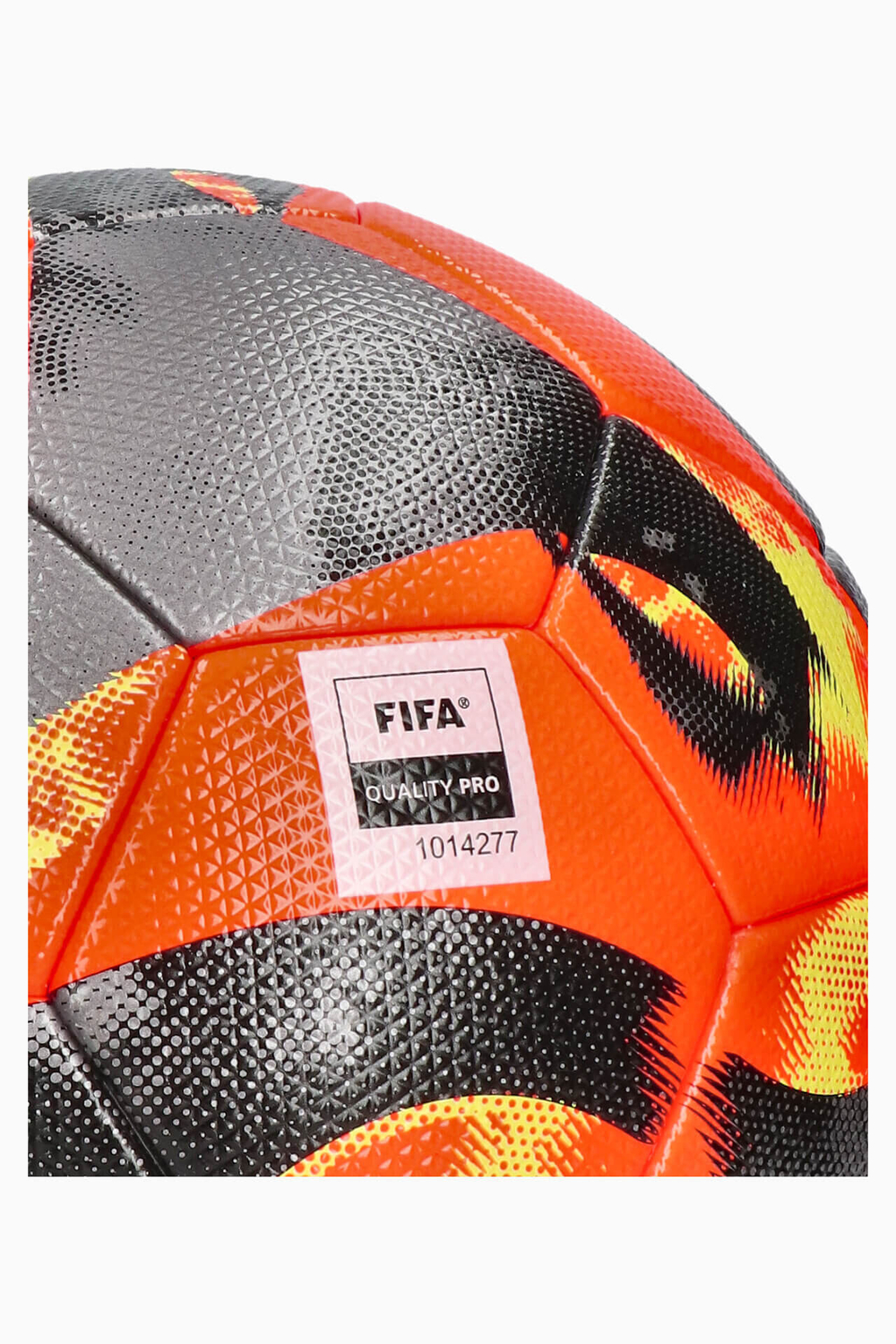 Футбольный мяч adidas Tiro Pro Winter размер 5