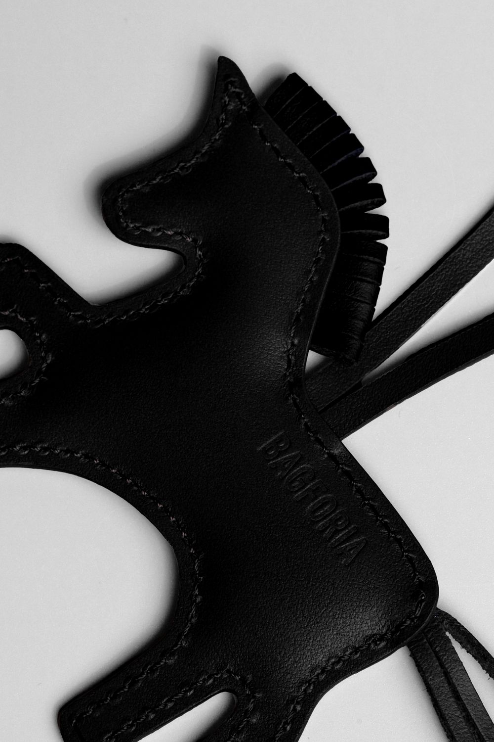 БРЕЛОК ЛОШАДКА BLACK