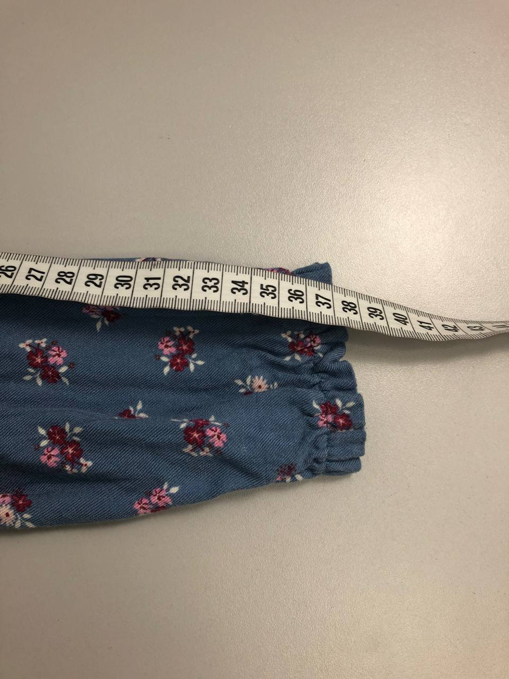 Блузка в цветочек на 4/5 лет