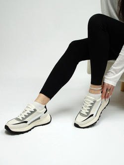 Кроссовки женские демисезонные