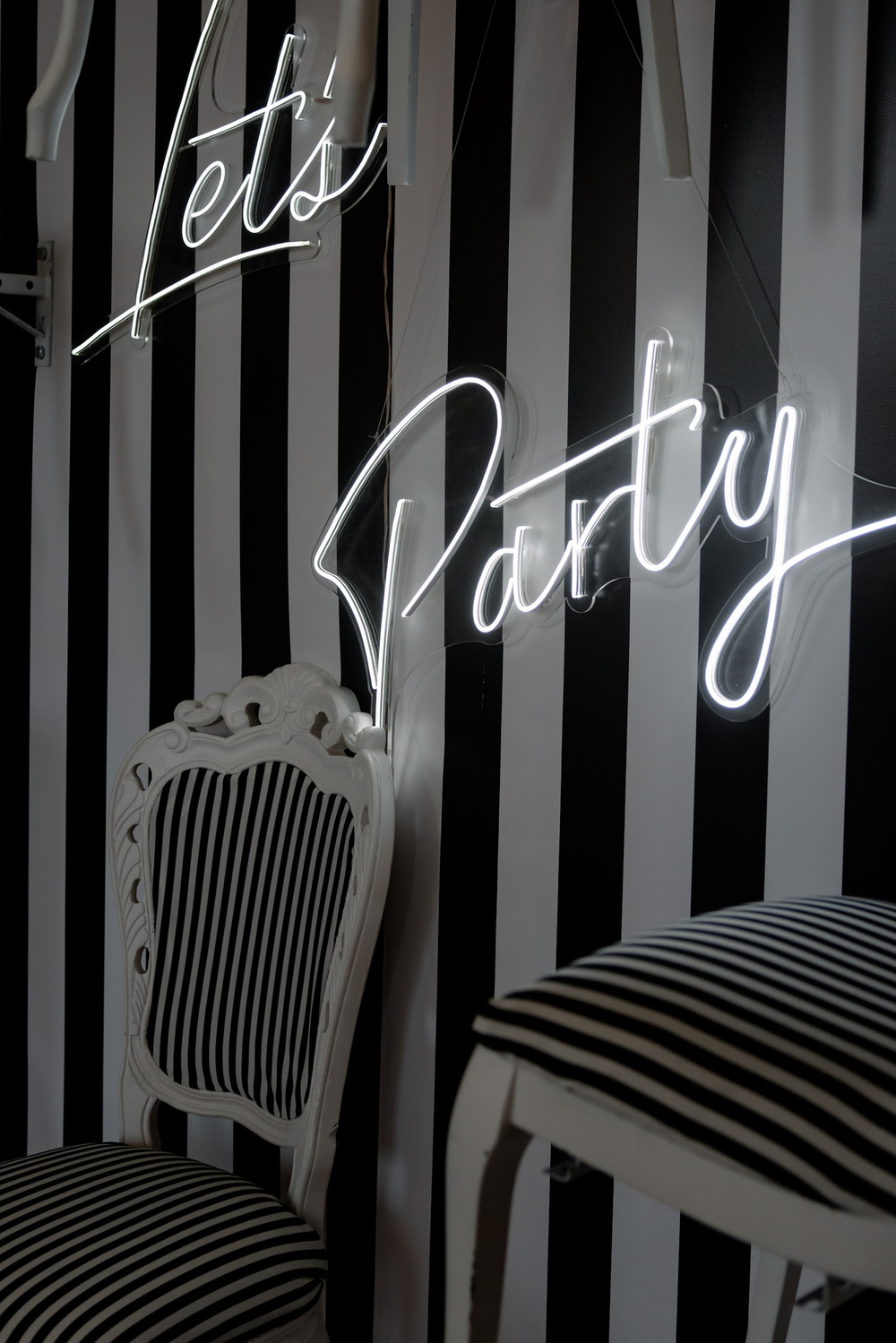 Black & White Party