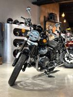 Royal Enfield Super Meteor 650 Interstellar Green (Mid)