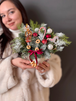 Новогодняя композиция в кружке «Русские традиции»