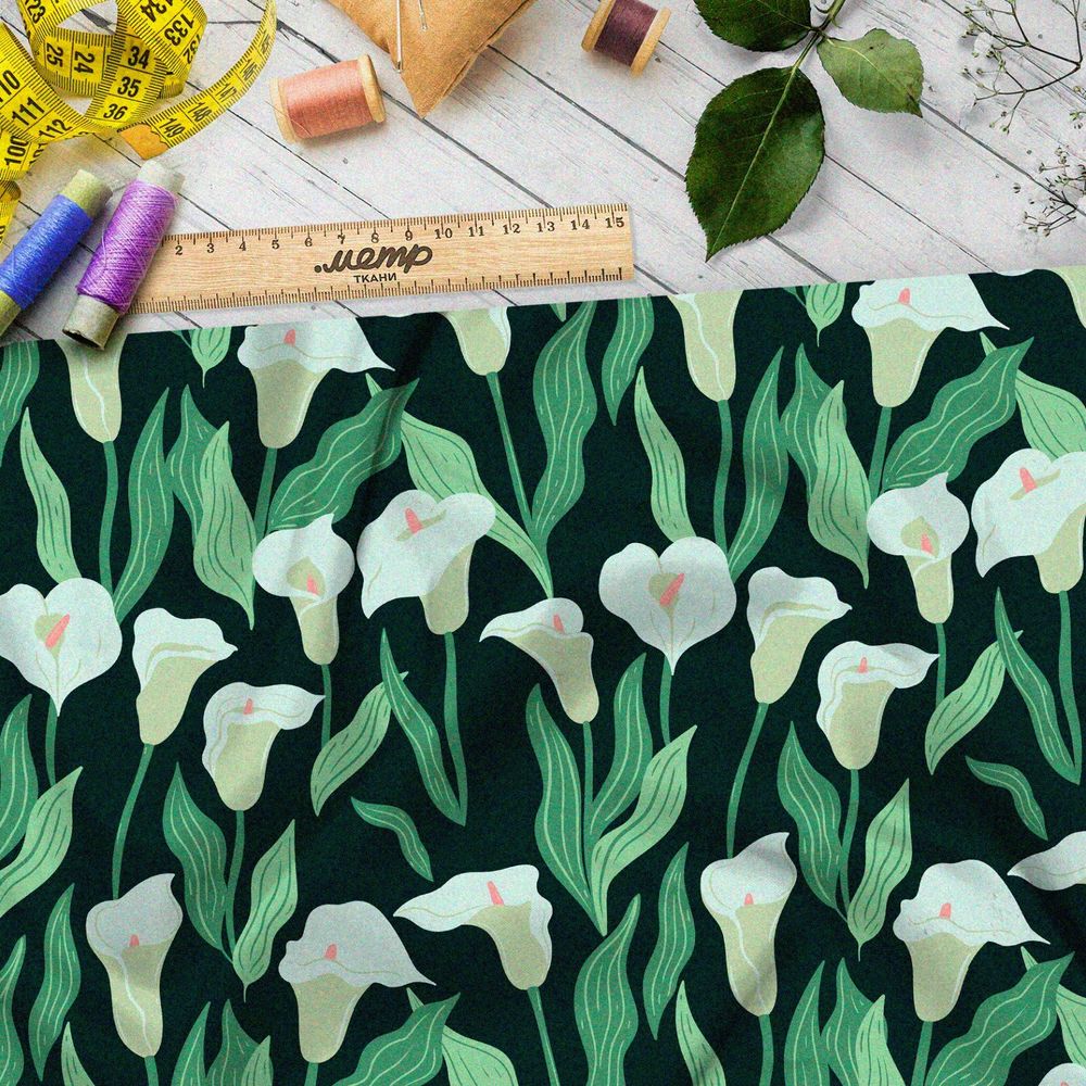 Ткань барби нежные плотные каллы на чёрном фоне