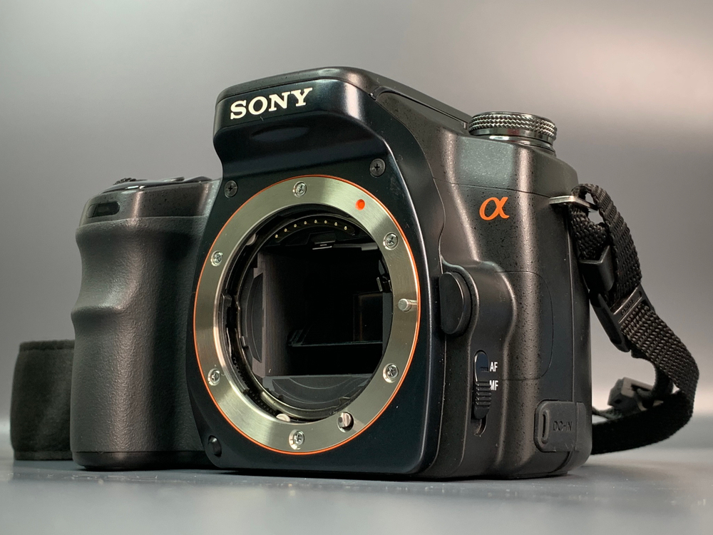 Sony A100