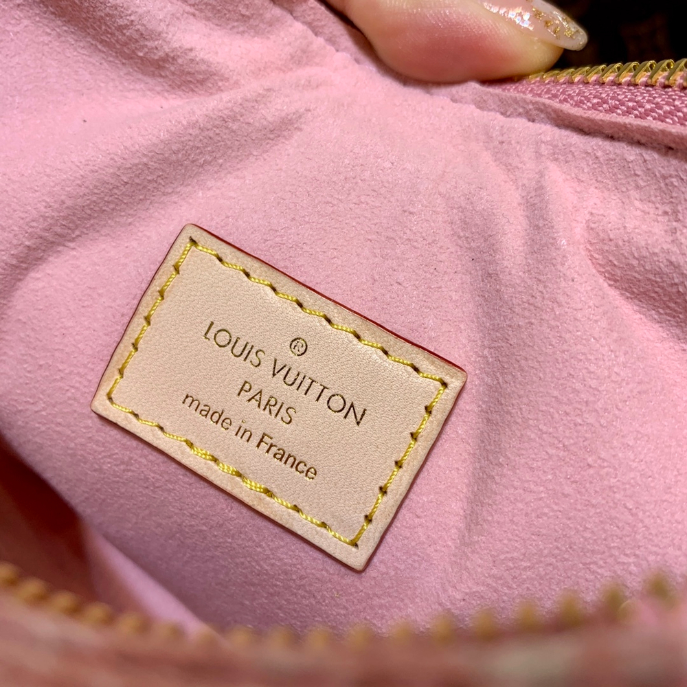 Louis Vuitton Loop