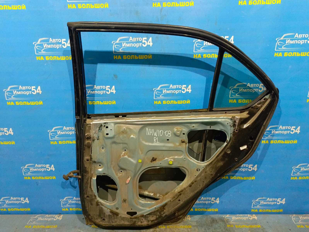 Дверь задняя правая TOYOTA PRIUS 1999
