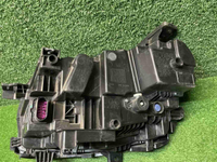 Фара правая Geely Tugella (2019-2024) LED