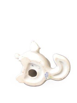 Фарфоровая статуэтка "Ласка" ЛФЗ