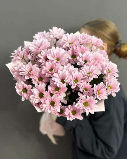 Букет из 7 кустовых хризантем сорта "Кеннеди рози"