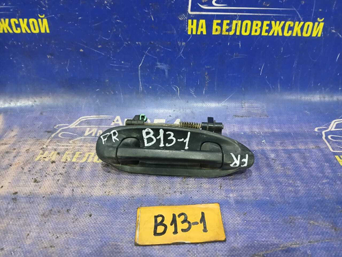 Ручка двери передней правой внешняя NISSAN SUNNY 1990