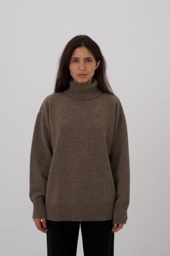 Джемпер Ann из кардной шерсти ягнёнка 100% с высоким воротом