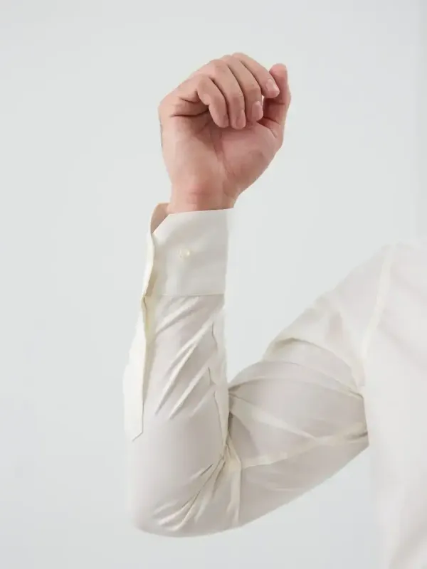 Рубашка приталенная SLIM FIT с длинным рукавом, молочная