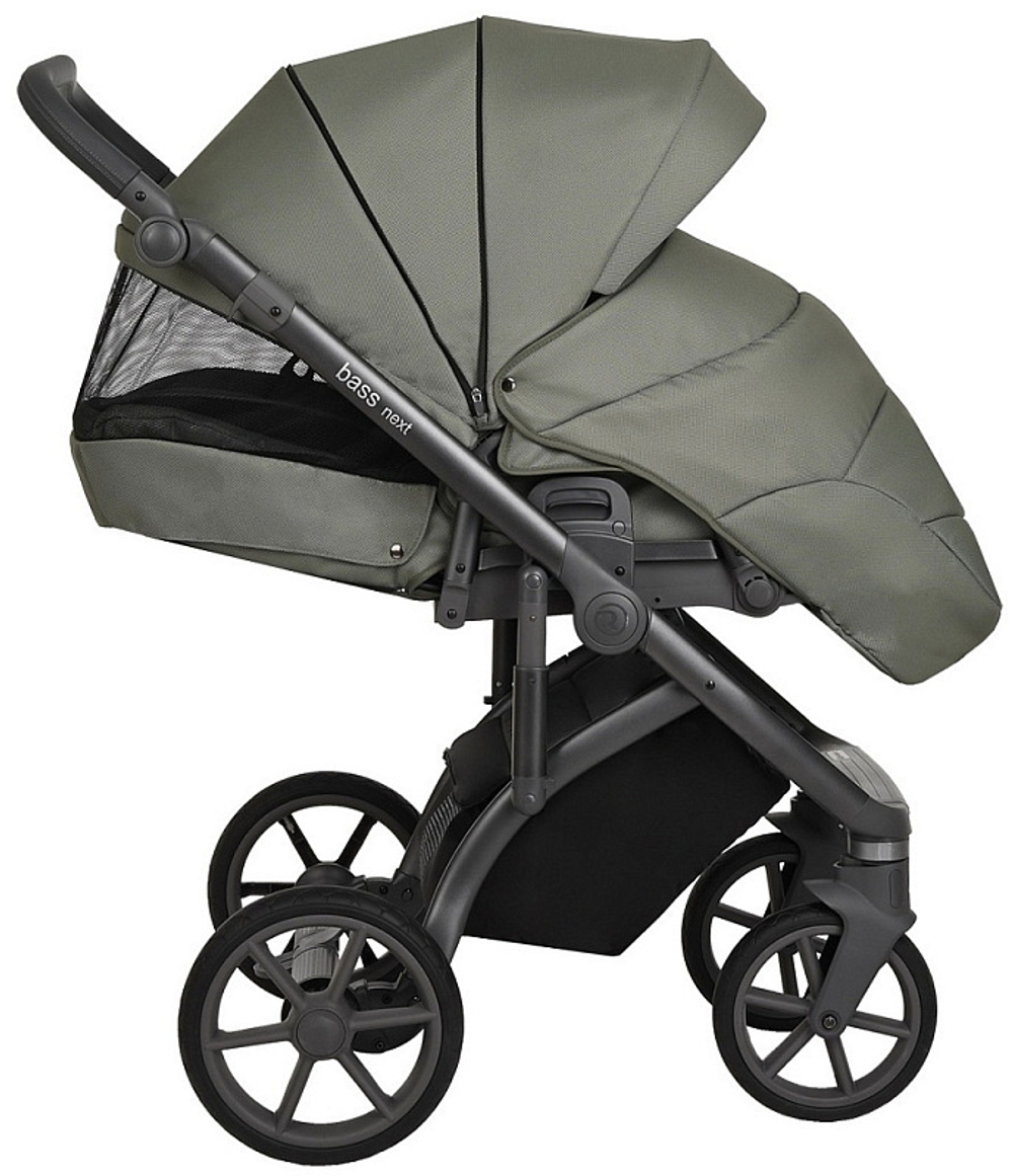 Детская коляска Roan Bass Next 3 в 1 с автокреслом Avionaut Silver Black RN023/1 Misty Mood