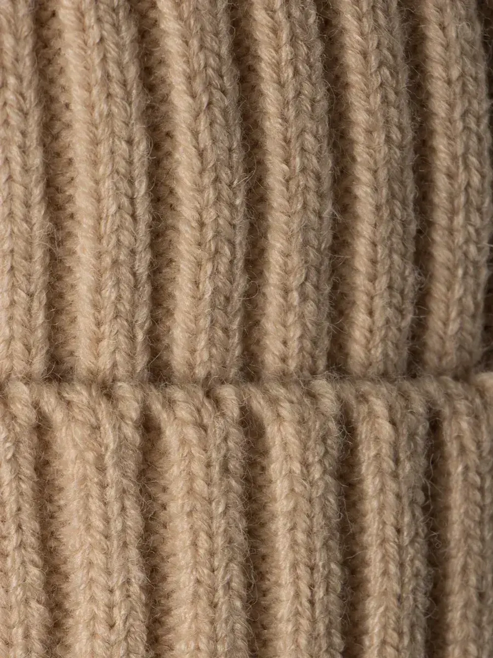 Шапка для девочки на осень