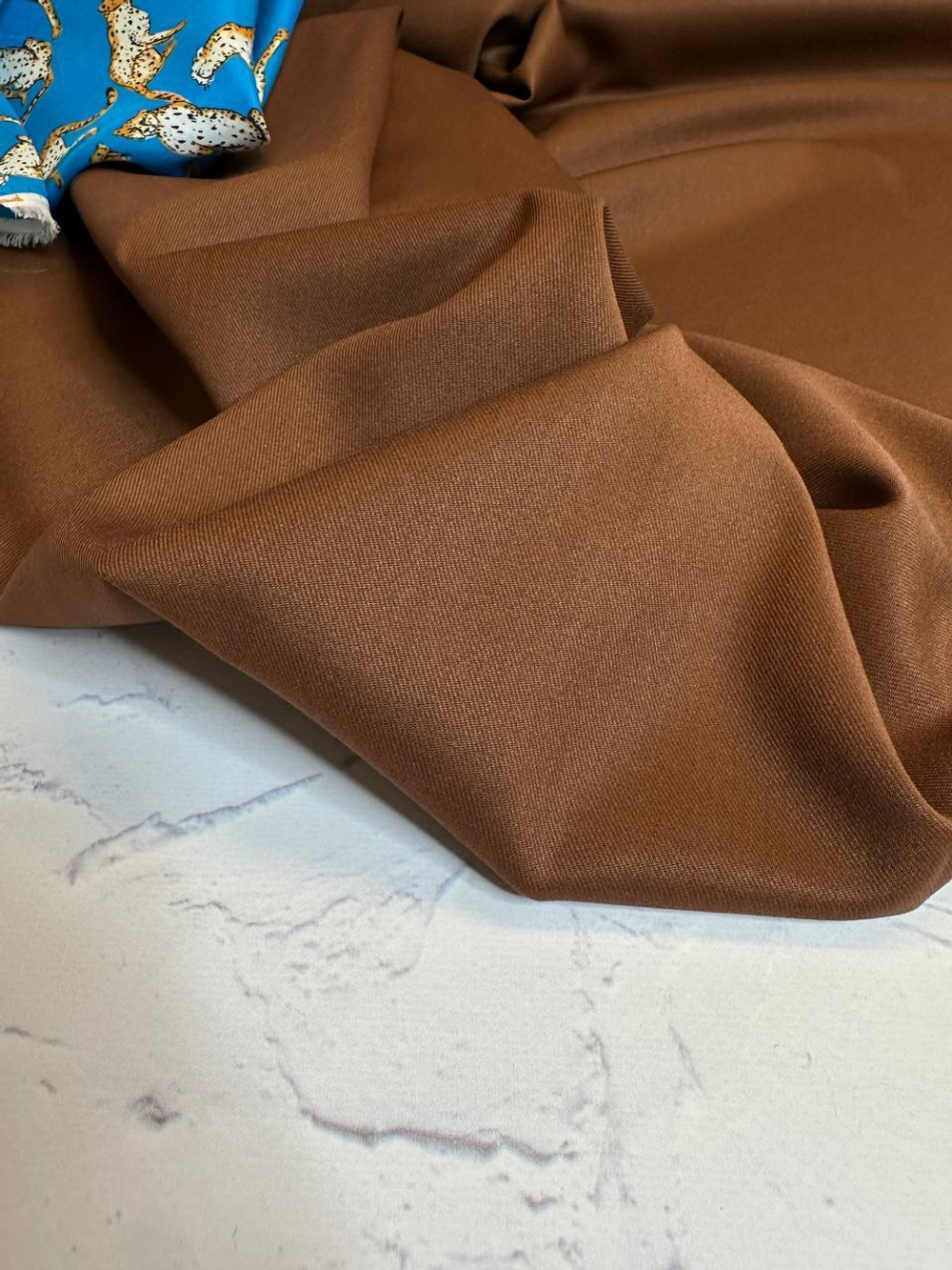 Костюмно-плательная смесовая однотонная поливискоза (64%полиэстер/33%вискоза/3%эластан, Жженая карамель, 148, 285 гр/м2)