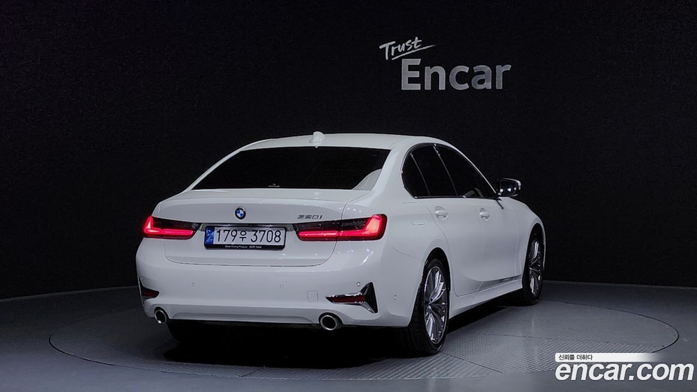 BMW 3 Series (G20) 320i Luxury (06.2022)