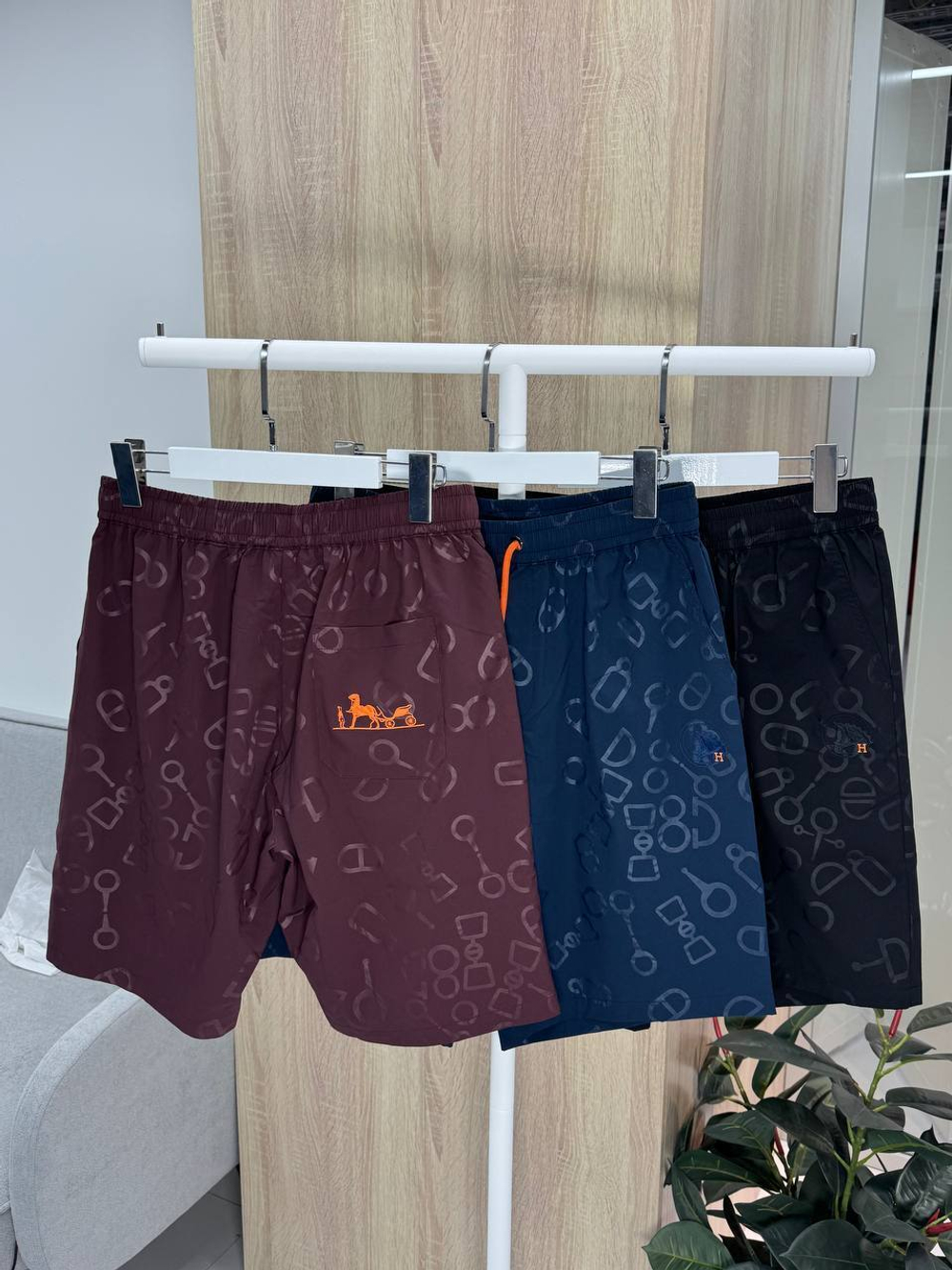 Шорты Hermes