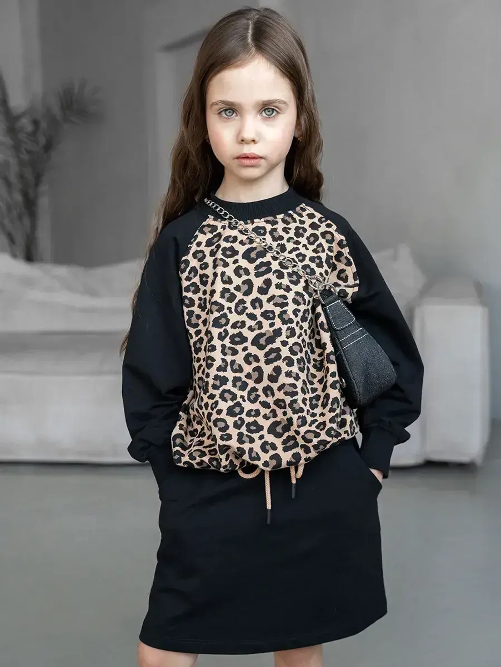 Костюм для девочки с юбкой леопардовый