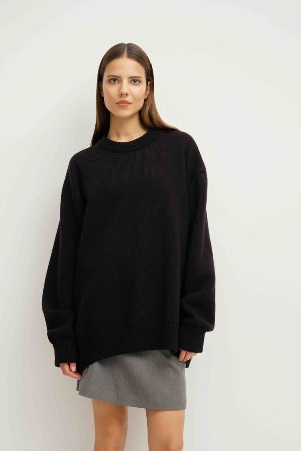 Свитер Оверсайз черный - фото 8