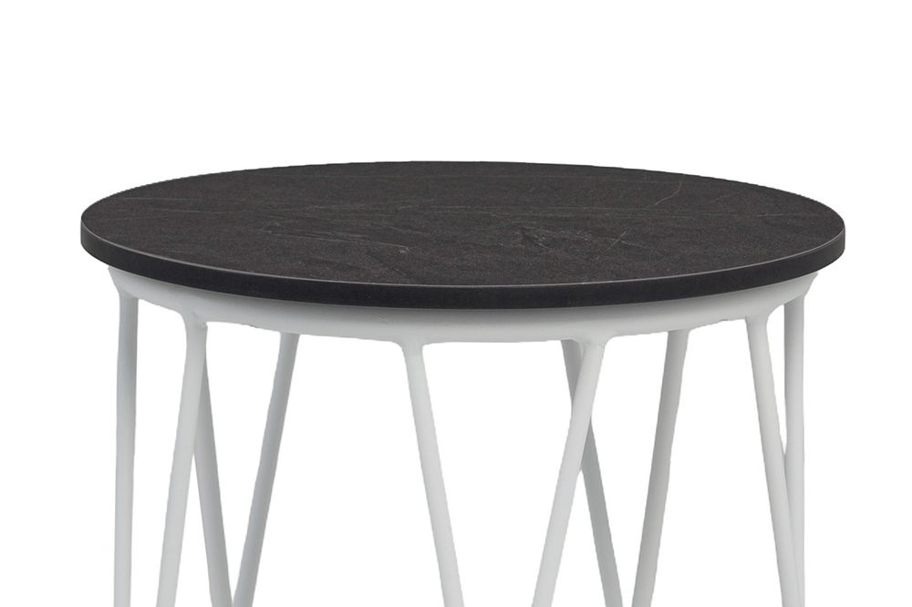 "Перу" журнальный стол из HPL круглый Ø40 H55, каркас из алюминия белый (RAL 9016) муар, цвет столешницы "серый мрамор"